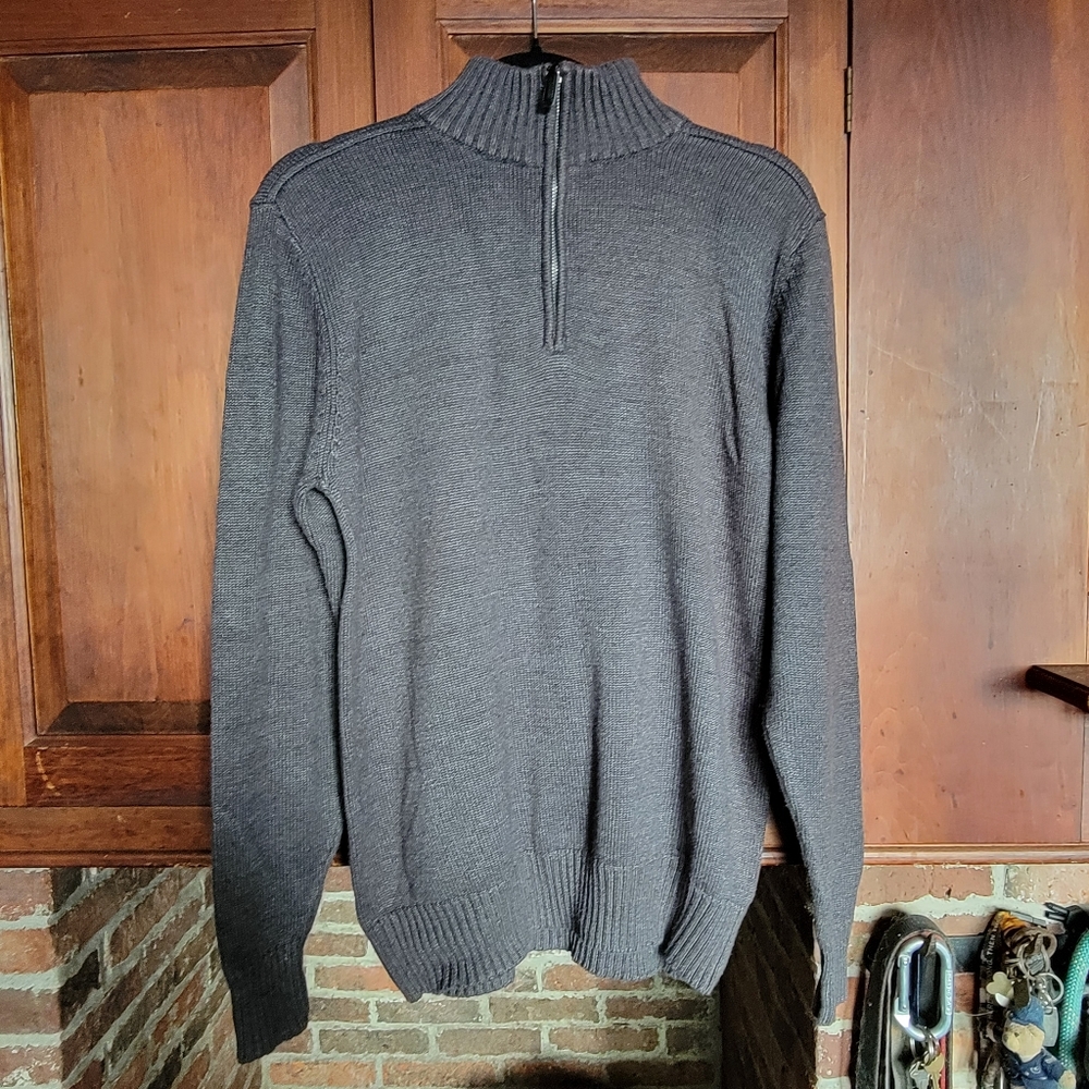 Rugged Trails Quarter Zip Grey Sweater - Large